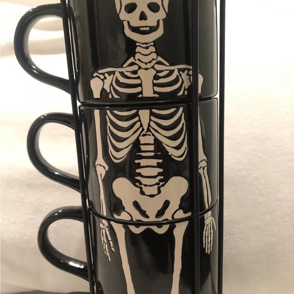 Set Of 4 Black & White Skeleton Stacking Stackable Mugs w Wire Rack Goth Tower - Picture 10 of 11